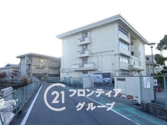 3LDK Apartment for Sale in Yamatokoriyama, Nara - 63.47 sqm - Thumbnail 4