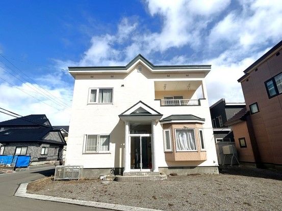 Renovated 4LDK House with Balcony in Hakodate, Hokkaido - Thumbnail 4