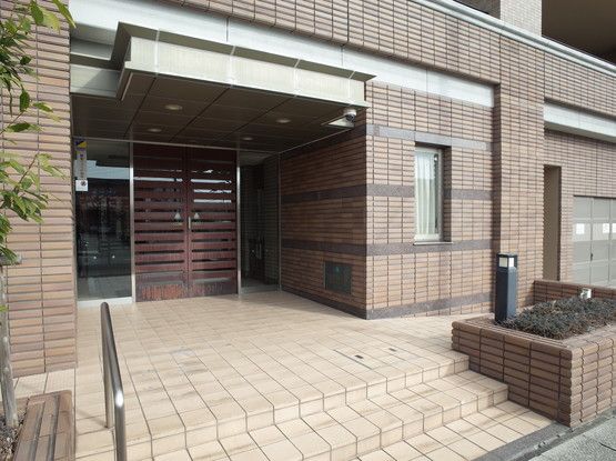 4LDK Apartment for Sale in Miyazaki City, Miyazaki Prefecture - Thumbnail 2
