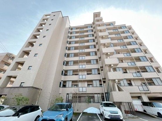 Servas Bunkyo 2LDK Apartment for Sale in Fukui City - Thumbnail 2