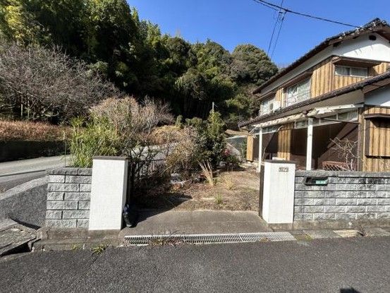 Renovated 3SLDK House in Shimonoseki, Yamaguchi - 101m² - Thumbnail 2