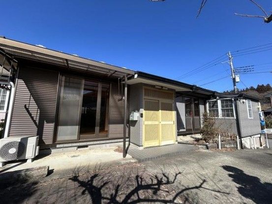Renovated 2LDK House with Separate Clinic in Sakura, Tochigi - Thumbnail 3