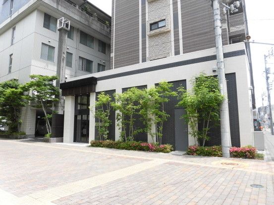 3LDK Apartment for Sale in Kochi City, Kochi Prefecture - Thumbnail 2
