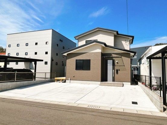 New 3LDK House for Sale in Nobeoka, Miyazaki - Thumbnail 2