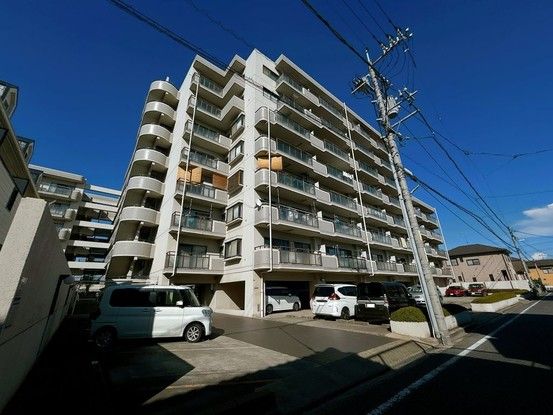 Renovated 3LDK Apartment in Fukuyama, Hiroshima - Thumbnail 2