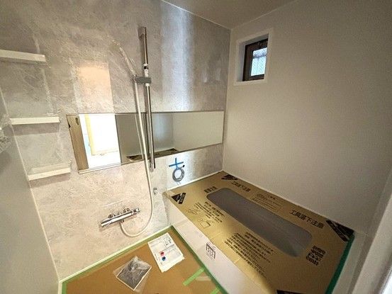 4LDK Apartment for Sale in Kobe's Hyogo Ward - Thumbnail 3