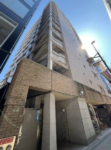 2LDK Apartment for Sale in Sangenjaya, Setagaya, Tokyo - Thumbnail 2