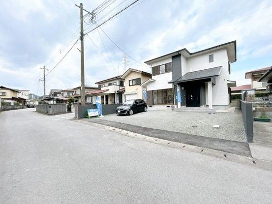 Renovated 4LDK House in Kashima City, Saga – 102.68m² - Thumbnail 2