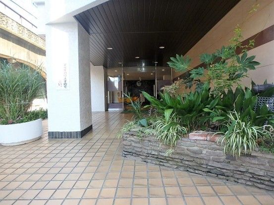 Renovated 2LDK Apartment in Kawaguchi, Saitama - 56.15 sqm - Thumbnail 4