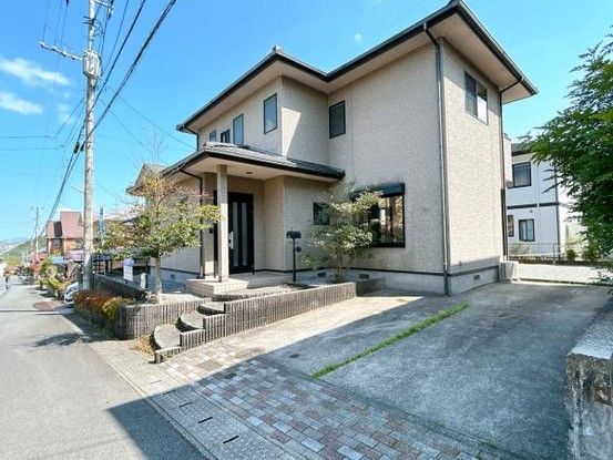 Renovated 4LDK House in Oita City with Large Garden - Thumbnail 2