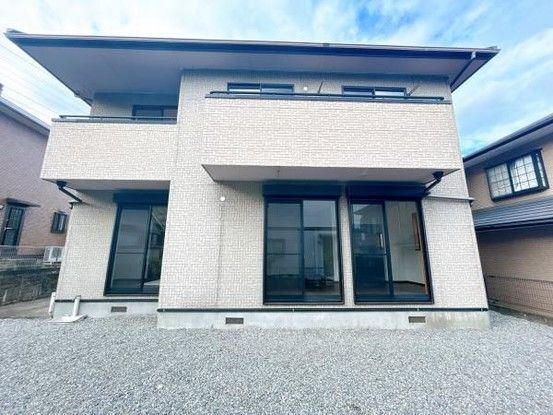 Renovated 4LDK House in Oita City with Large Garden - Thumbnail 4