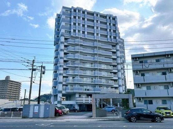 Renovated 3SLDK Apartment in Oita City for Sale - Thumbnail 3