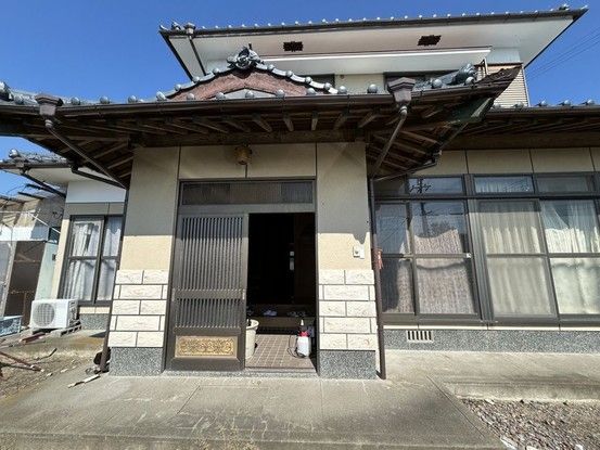 7DK Detached House for Sale in Kitsuki, Oita with Beppu Bay Views - Thumbnail 3