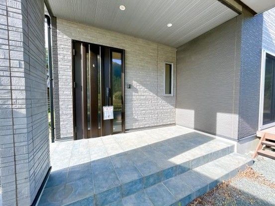 4LDK Used House for Sale in Ozu Town, Kumamoto - Thumbnail 4