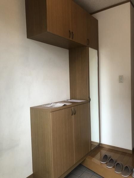 4LDK House for Sale in Yao City, Osaka - 93.86m² - Thumbnail 2