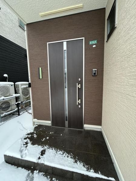 Renovated 3LDK Corner Lot House Near Sandome Nishi Station, Sabae - Thumbnail 4