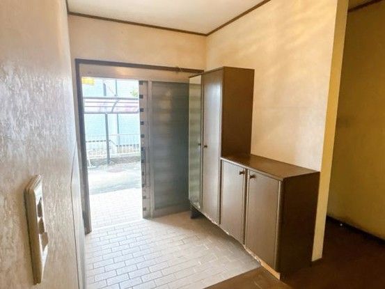 Renovated 4LDK House for Sale in Takamachi, Miyazaki - Thumbnail 3