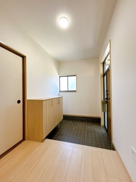 Renovated 4LDK House in Uto City, Kumamoto - Thumbnail 3