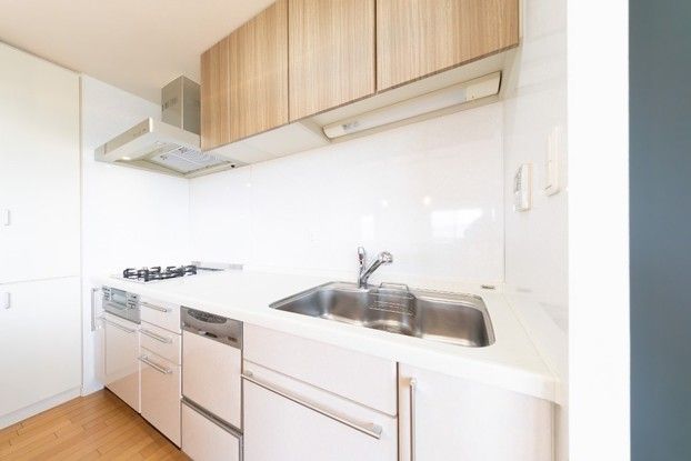 3LDK Apartment for Sale in Hiroshima City, Naka Ward - Thumbnail 4