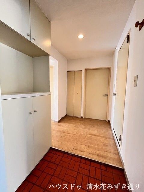 4LDK Apartment for Sale in Aoi Ward, Shizuoka City - Thumbnail 2