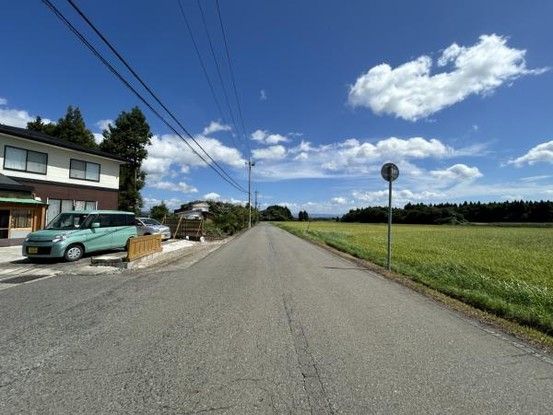 Renovated 3LDK House in Kitakami, Iwate with Parking for 3 - Thumbnail 2