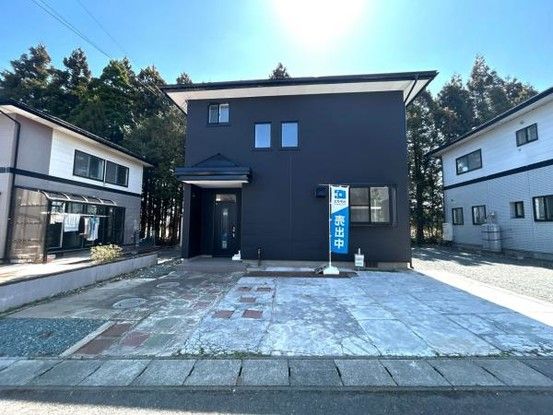 Renovated 3LDK House in Kitakami, Iwate with Parking for 3 - Thumbnail 4