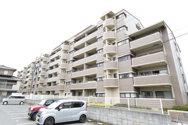 3DK Apartment for Sale in Kita-ku, Okayama City - Thumbnail 2