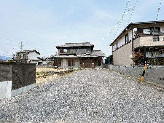 Renovated 5SLDK House in Kodo Town, Gifu - 163.7 sqm - Thumbnail 3