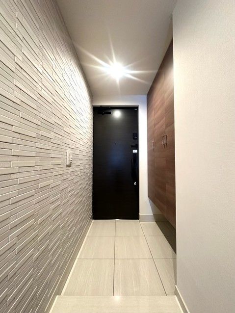 Renovated 3LDK Apartment for Sale Near Fukushima Station - Thumbnail 4