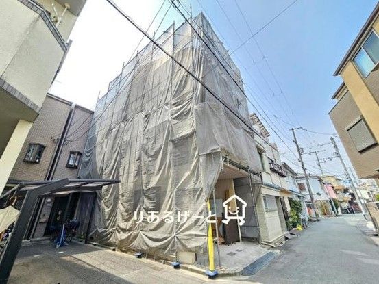 4LDK Detached House for Sale in Kadoma, Osaka - 8 Min to Station - Thumbnail 2