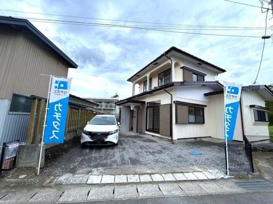 Renovated 4LDK House with Parking in Kuji, Iwate - Thumbnail 2