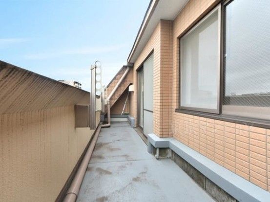2LDK Apartment for Sale in Taito Ward, Tokyo | 56.29 sqm - Thumbnail 2