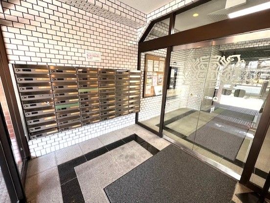 Renovated 1DK Apartment near Omachi Nishikoen Station, Sendai - Thumbnail 4