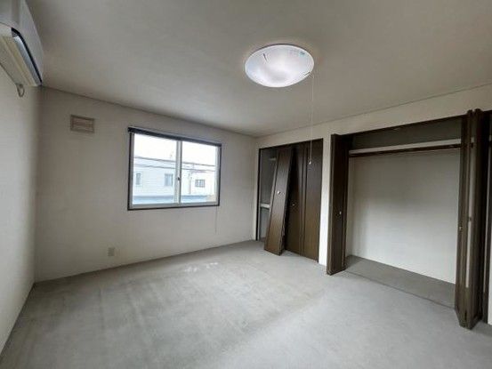 Detached House with Office & 4-Car Parking in Aomori City - Thumbnail 3