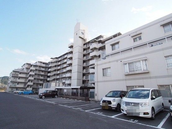 Altipuraza Yasu 2LDK Renovated Apartment for Sale in Shiga - Thumbnail 3