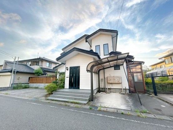 5LDK House Under Renovation in Sakata, Yamagata - 202.05 sqm - Thumbnail 2