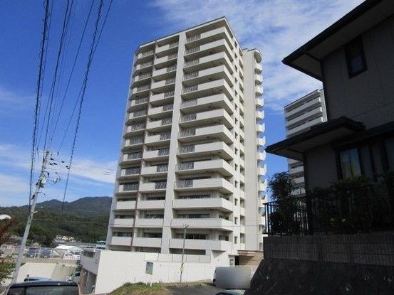 3LDK Apartment for Sale in Asaminami-ku, Hiroshima - Thumbnail 3