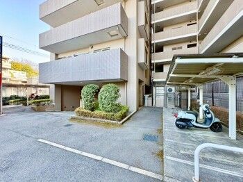 Renovated 2LDK Apartment for Sale in Tama Center, Tokyo - Thumbnail 3