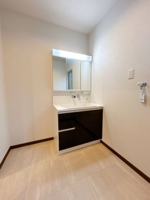 Renovated 5LDK House in Maebashi, Gunma - Thumbnail 3