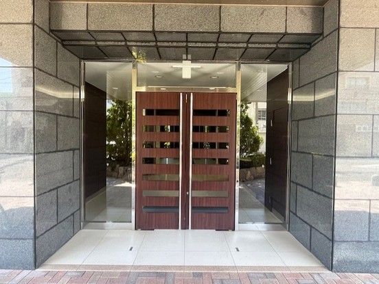 4LDK Pet-Friendly Apartment for Sale Near Shinyashiki Station, Kagoshima - Thumbnail 2