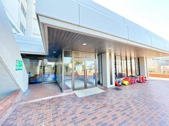 Renovated 3LDK Apartment with Sea & River Views in Niigata - Thumbnail 2