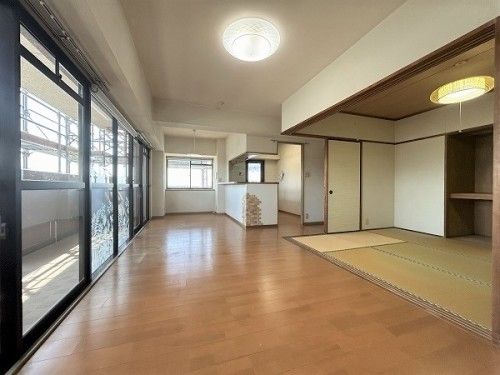 4LDK Apartment for Sale in Kasuga, Fukuoka - Thumbnail 3