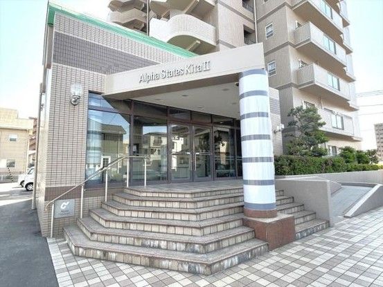 3LDK Apartment in Takamatsu, Kagawa – 67.36m², 8th Floor - Thumbnail 3
