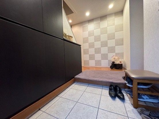 5LDK Used House in Higashihiroshima City, Hiroshima - Thumbnail 2