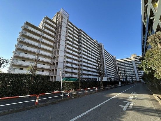 3LDK Apartment Near Ageo Station in Saitama - Thumbnail 3