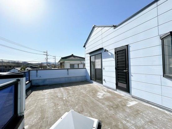 Spacious 4SLDK House with Roof Terrace in Annaka, Gunma - Thumbnail 3