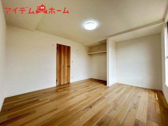 5LDK Renovated House on Corner Lot in Kakegawa, Shizuoka - Thumbnail 3