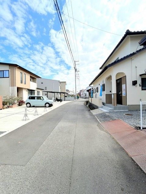 Renovated 3LDK House in Matsuyama, Ehime Near Kamada Station - Thumbnail 2