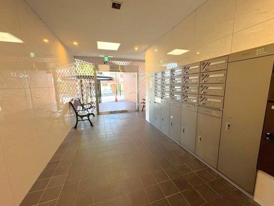 4LDK Renovated Apartment Near Ishiyamadera Station, Otsu - Thumbnail 4