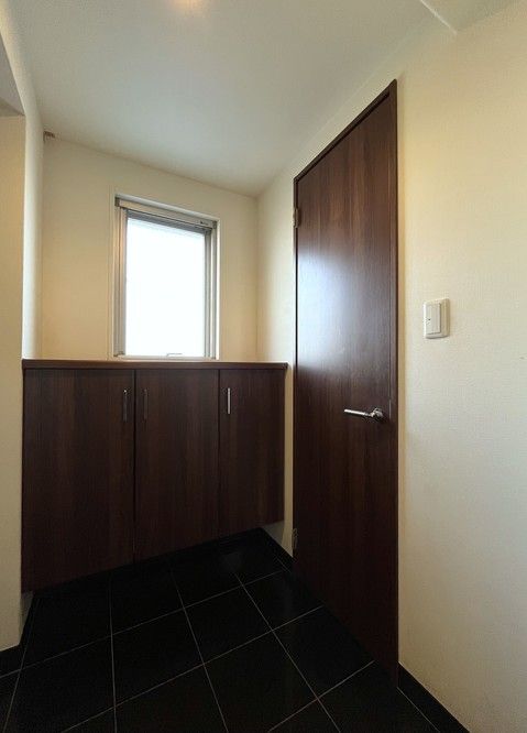3LDK Apartment for Sale in Ritsurin Park Area, Takamatsu - Thumbnail 2